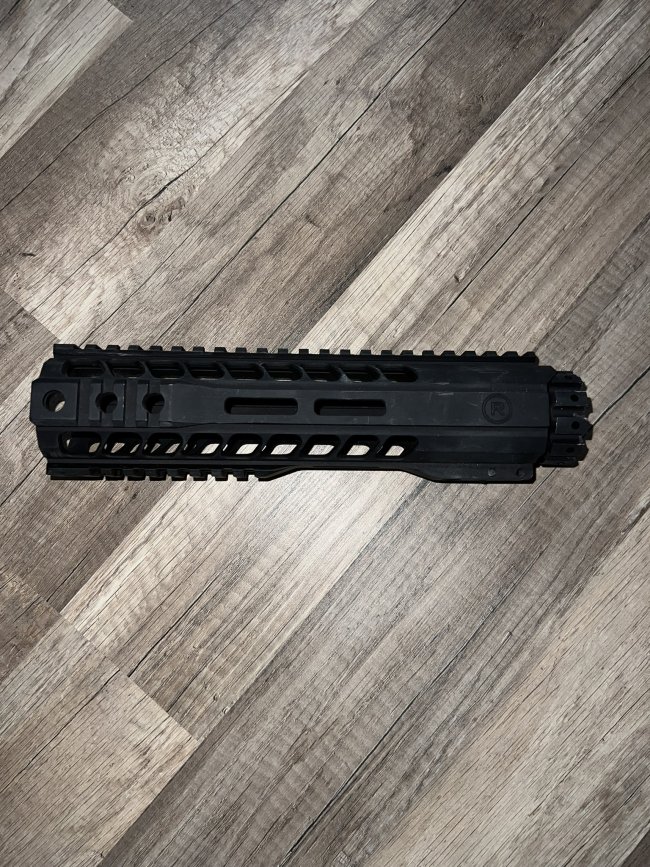 Radical Firearms 9" MHR handguard